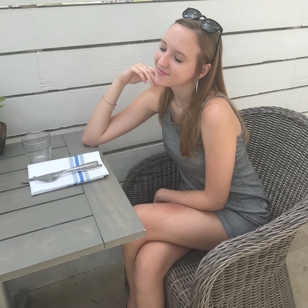 Meet your Posher, Samantha
